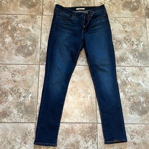 Levi’s 311 Shaping Skinny Jean